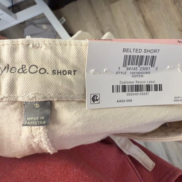 Style & Co. High rise belted cream denim jeans shorts, feminine, summer #3671 - Picture 4 of 8